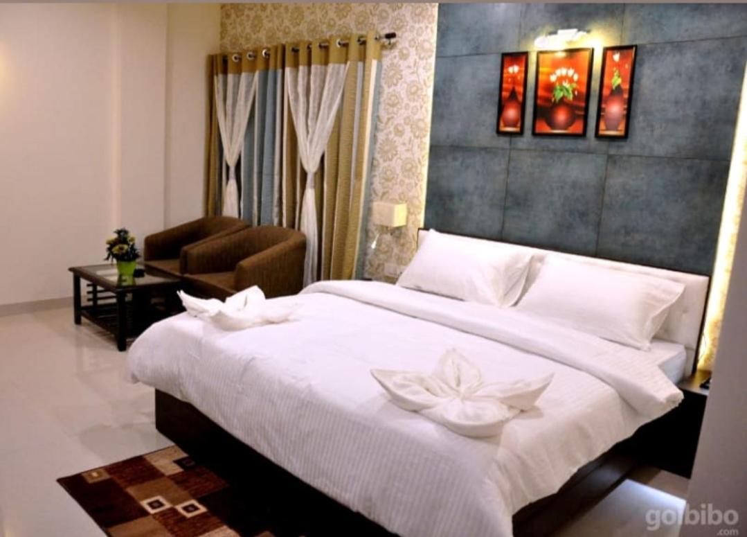 Hotel Bellevue , 괄리오르 외부 사진