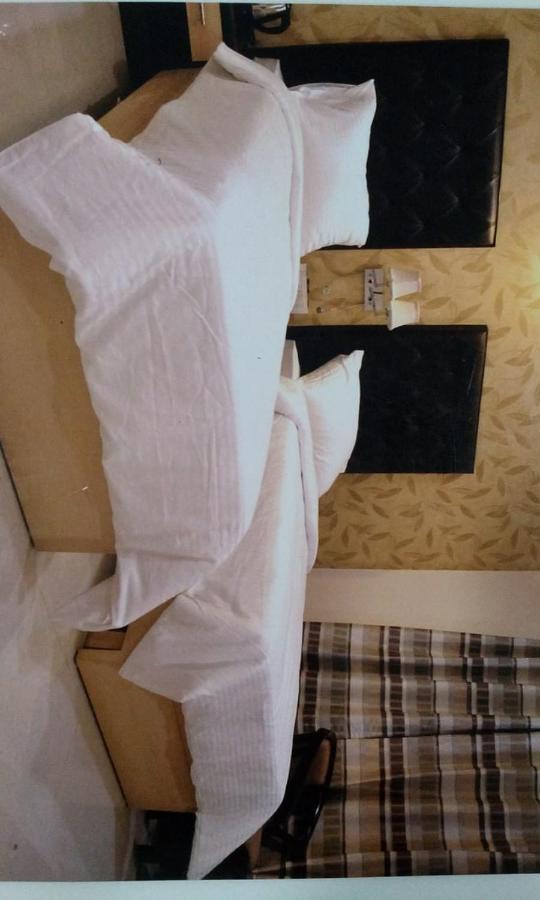 Hotel Bellevue , 괄리오르 외부 사진